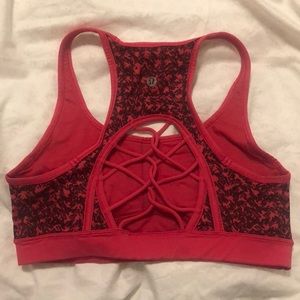 Lululemon sports bra